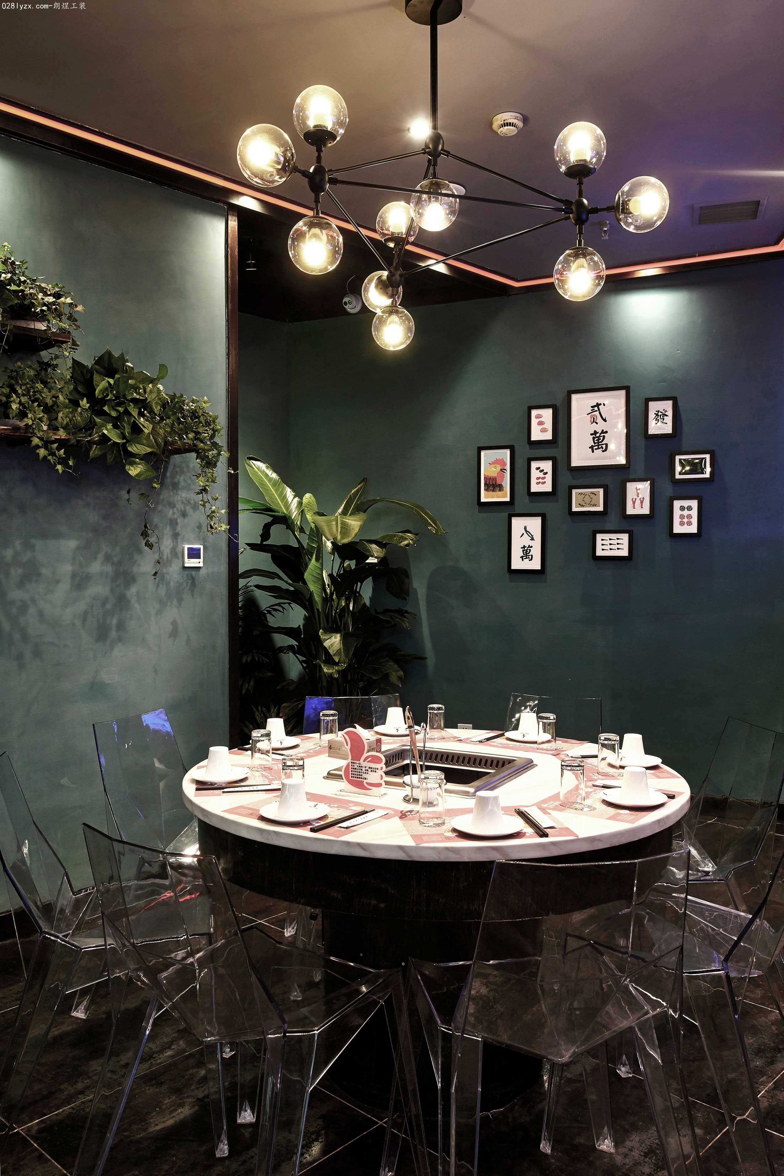 混搭風火鍋店(diàn)裝(zhuāng)修案例