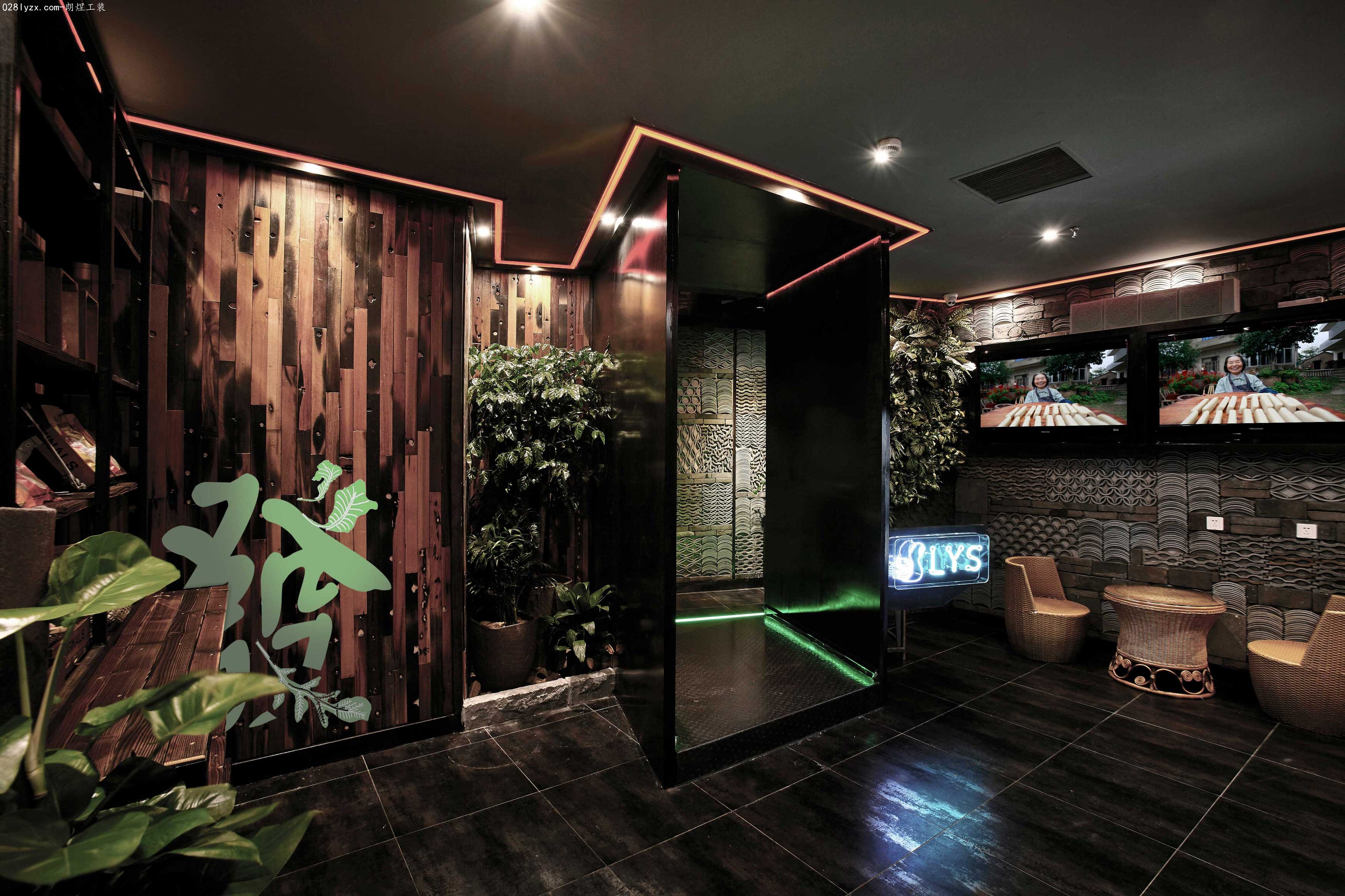 混搭風火鍋店(diàn)裝(zhuāng)修案例