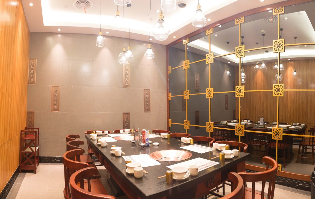 皇城老媽火鍋店(diàn)裝(zhuāng)修效果圖