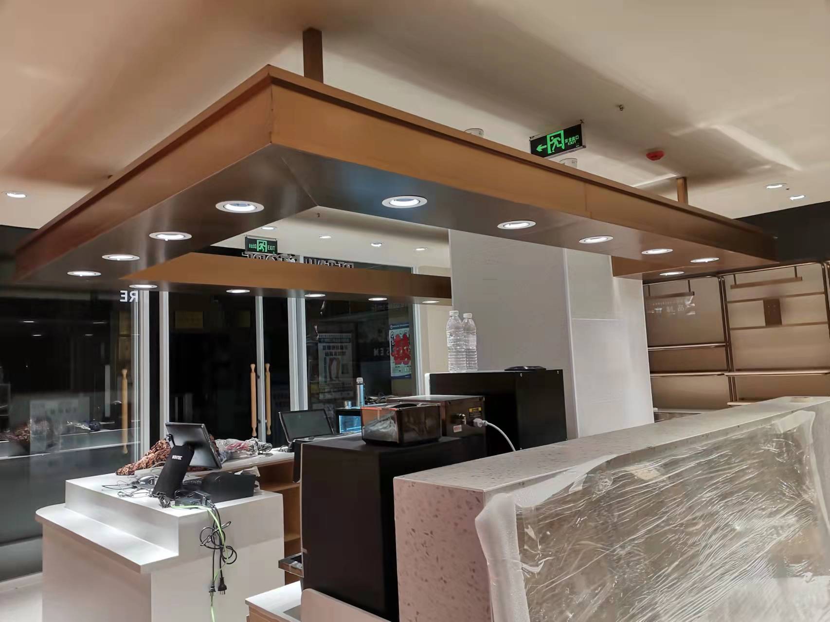 成都烘焙蛋糕店(diàn)鋪裝(zhuāng)修效果完工(gōng)實景圖