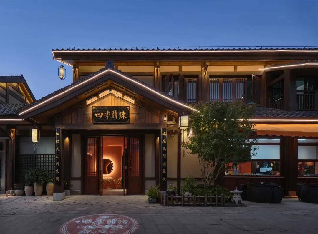 成都火鍋店(diàn)裝(zhuāng)修 | 生意好！味道是其一，二是靠裝(zhuāng)修