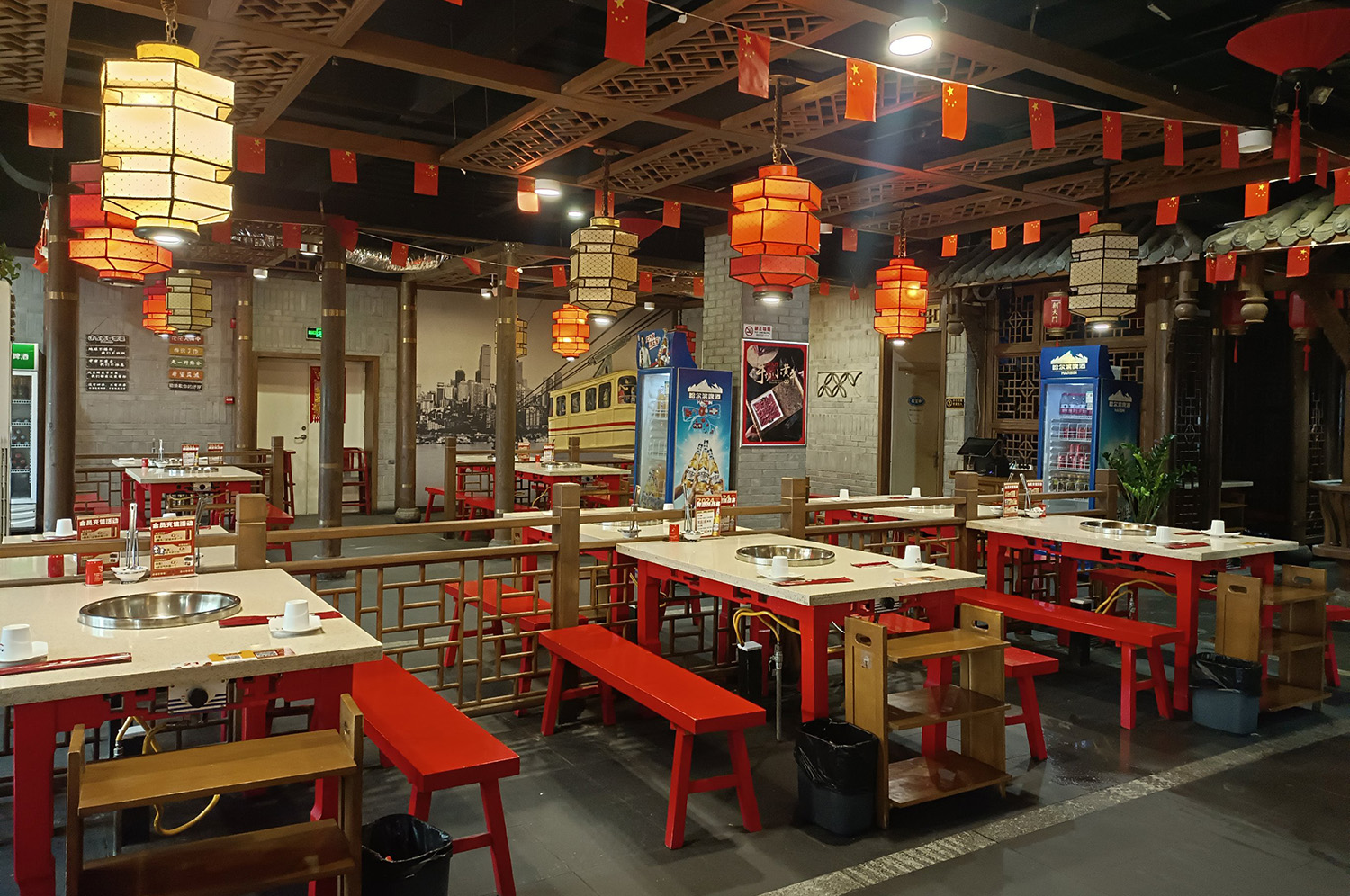 火鍋店(diàn)裝(zhuāng)修參考效果圖